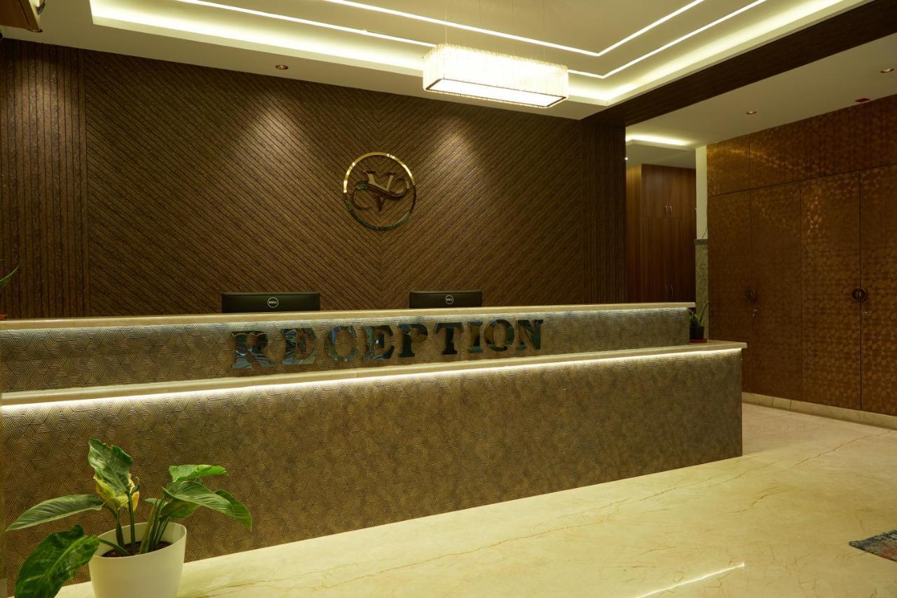 Vovo Premier Hotel Bangalore Exterior photo